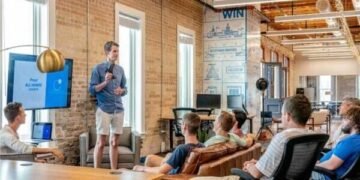 Incubators or Accelerators: Which one is a good fit for your business?