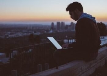 Startup mistakes: The art of learning from entrepreneurs failures